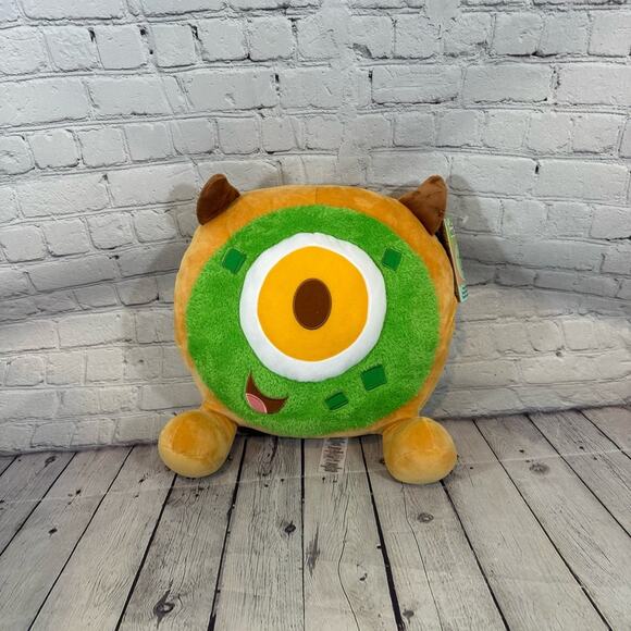 Disney Munchlings Monster Inc Avocado Breakfast Bagel Mike Plush - Picture 1 of 5